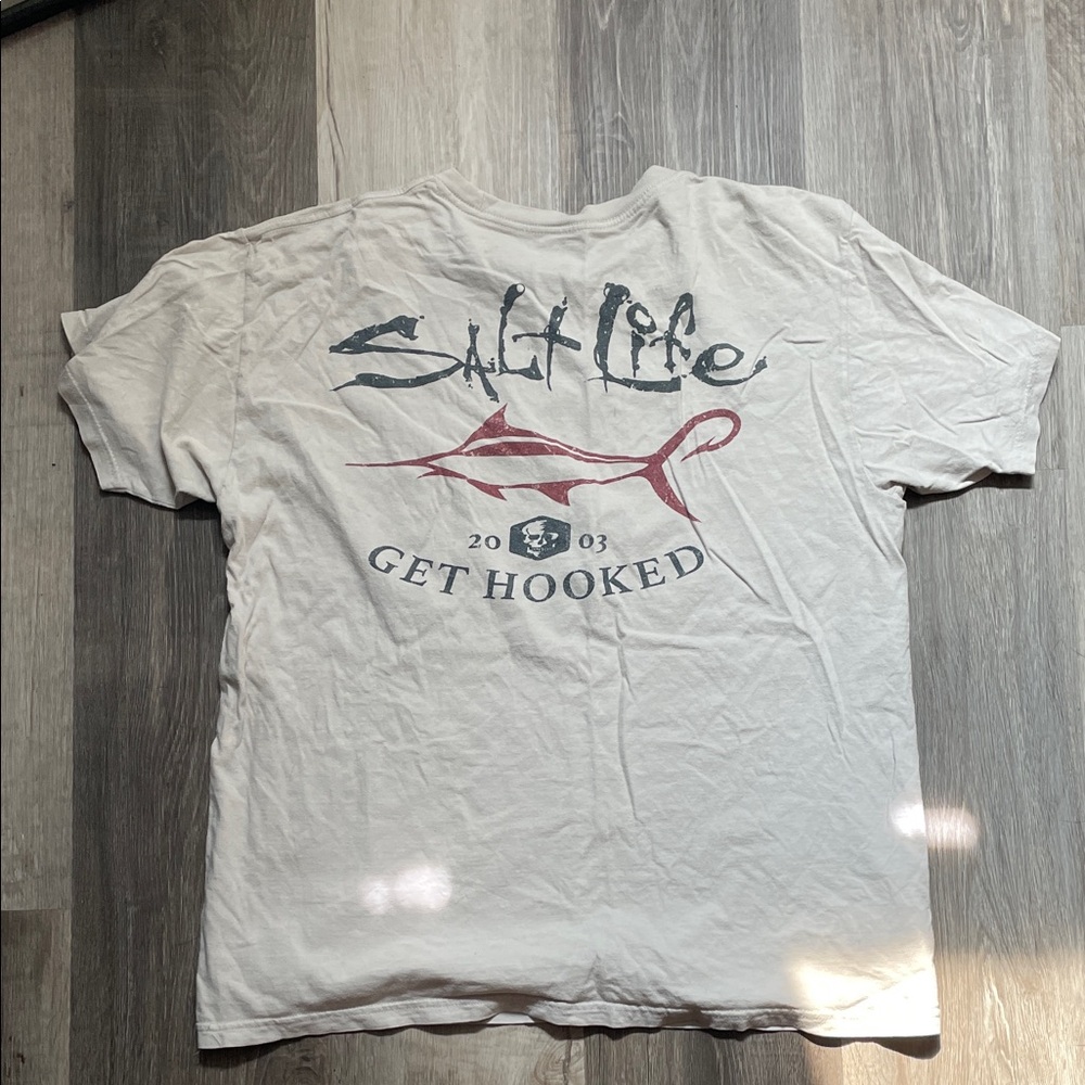 Salt Life Tee -size Medium